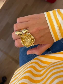 Susmie's Abrazame Ring< Golden