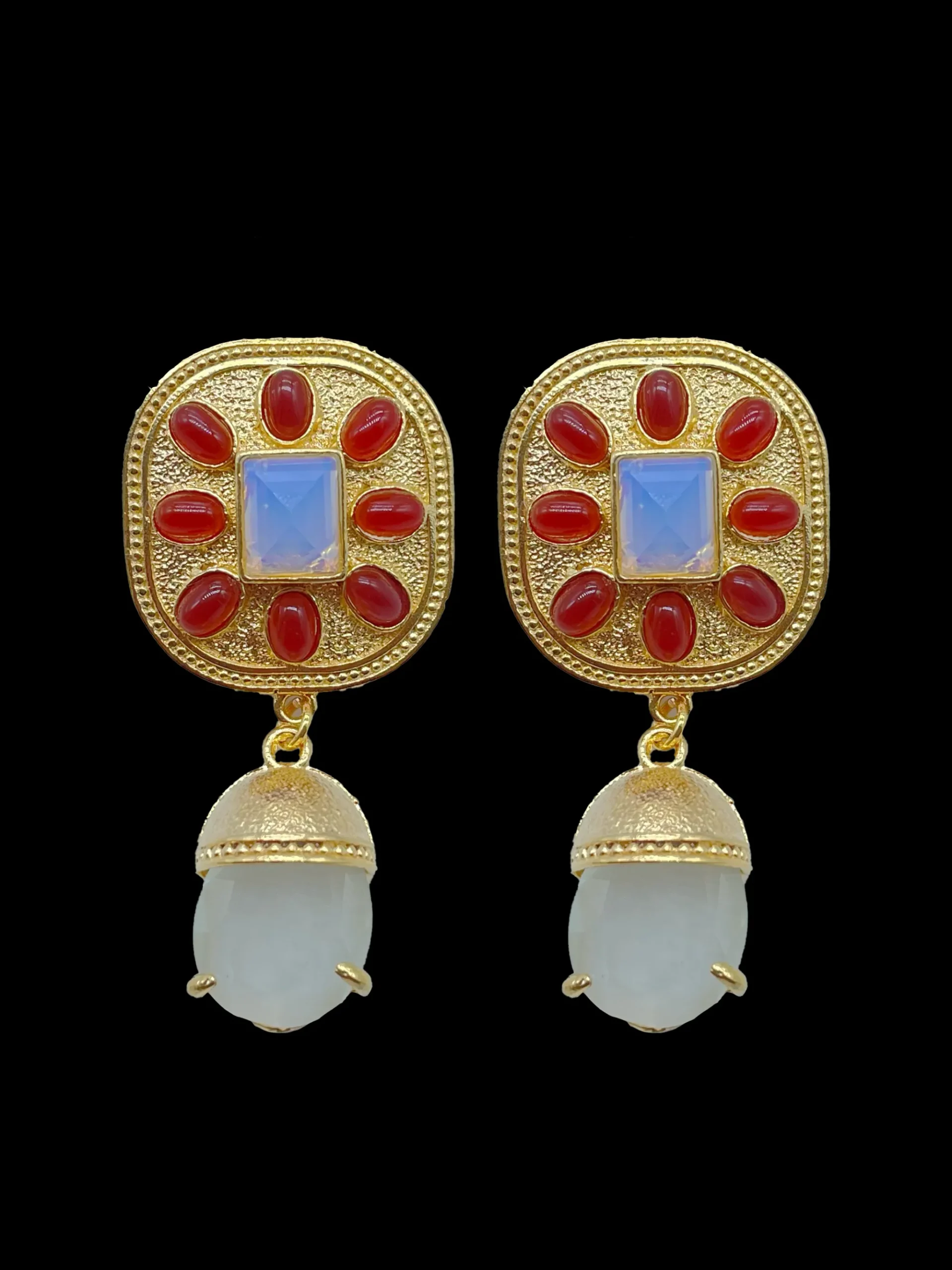 Susmie's Alegrías Earrings< Golden | Stone