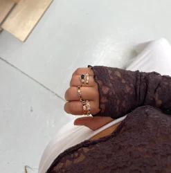 Susmie's Anastacia Geometric Ring< Stone | Golden