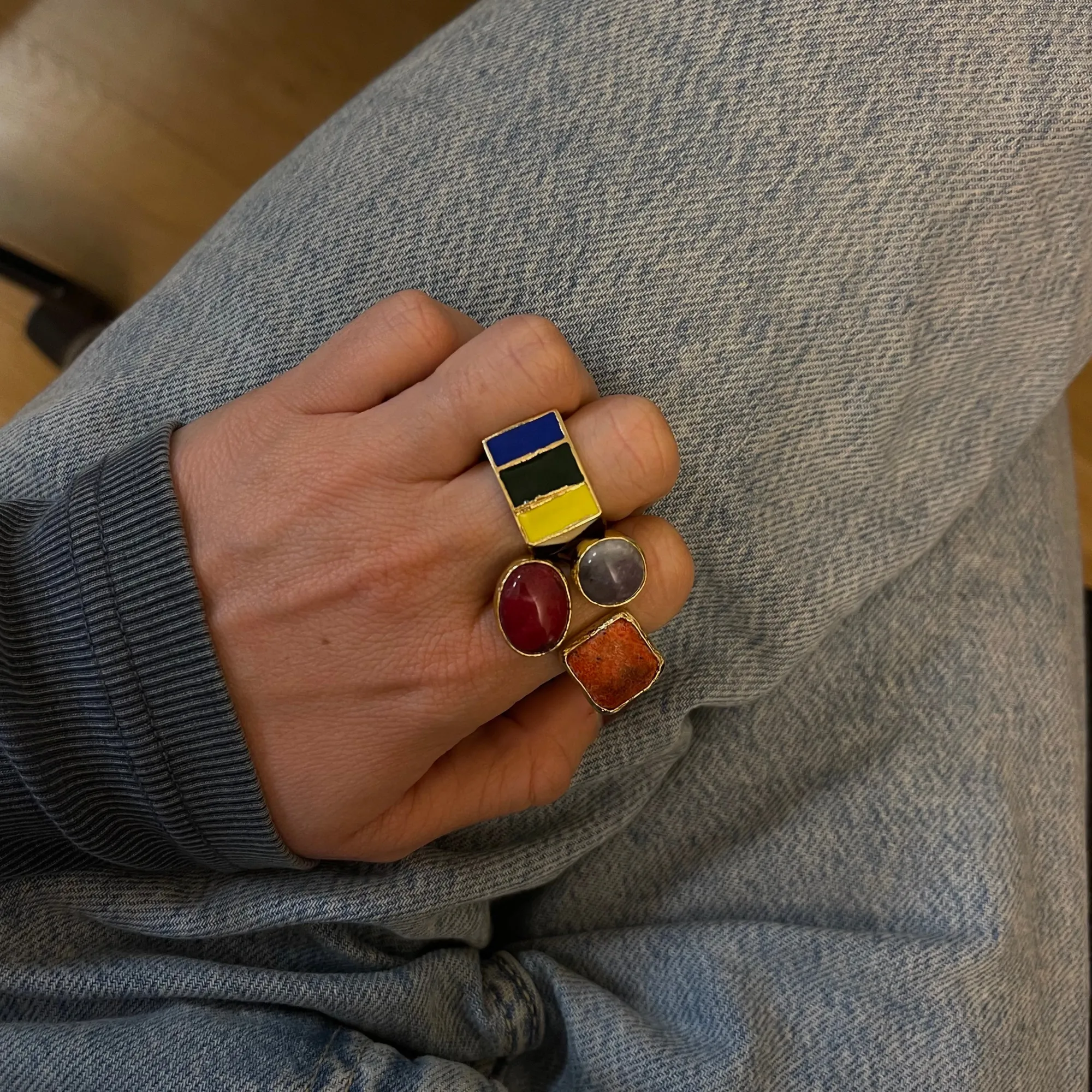 Susmie's Avant-garde Red Ring< Stone | Golden