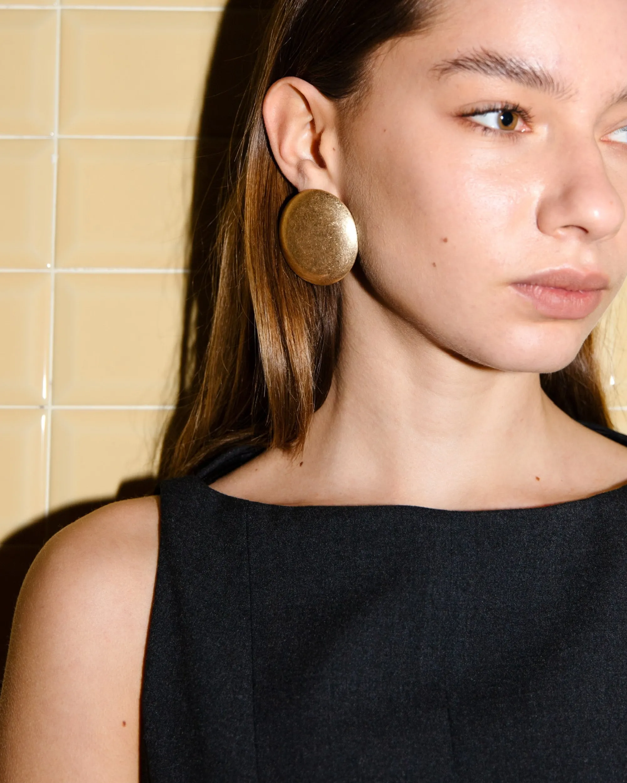 Susmie's Carol Washed Gold Earrings< Golden