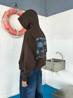 Susmie's Cerca de ti Hoodie< Sweaters