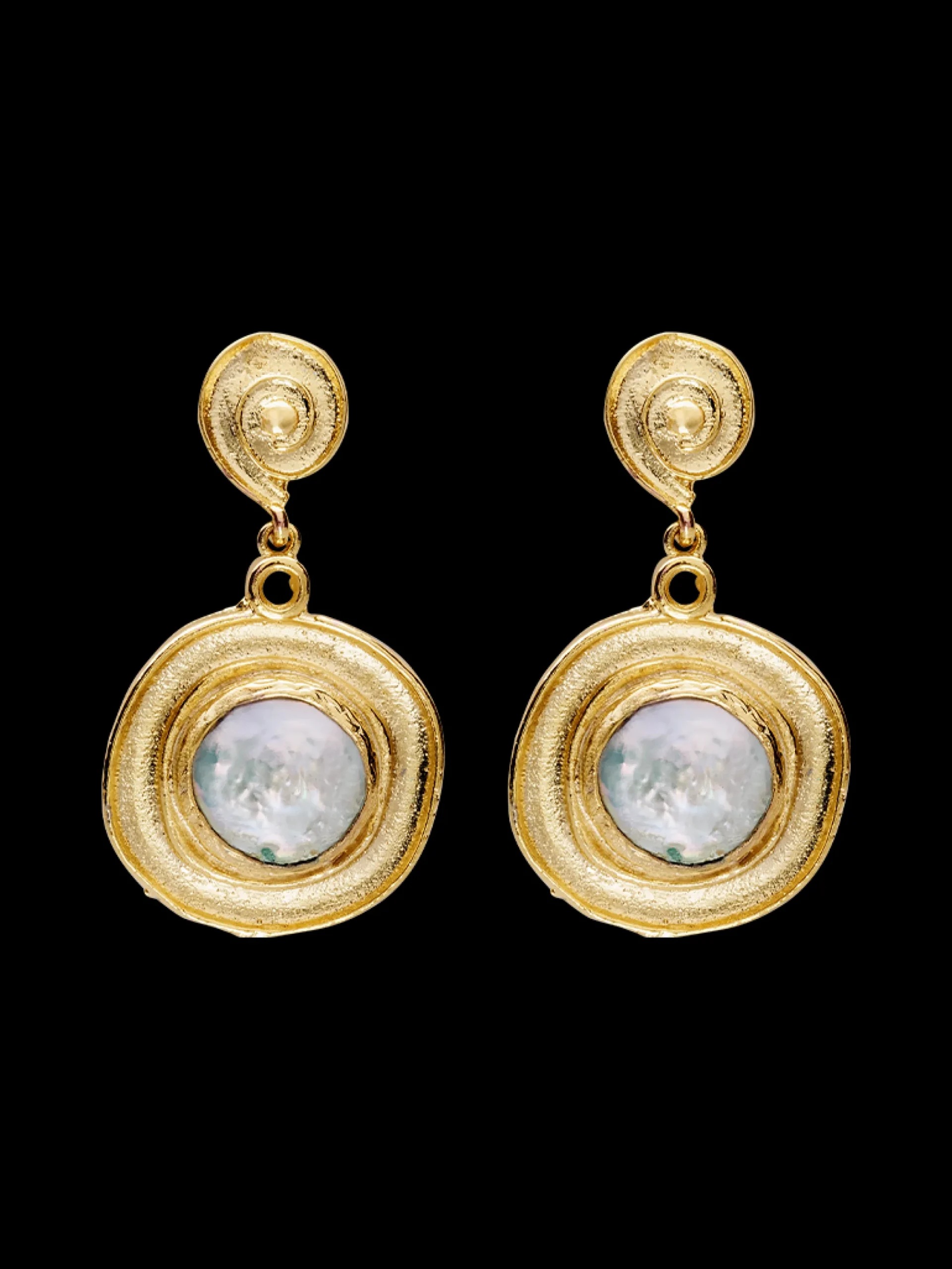 Susmie's Charlotte Earrings< Golden