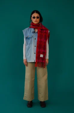 Susmie's Crucify your Mind Scarf< Scarves | Scarves