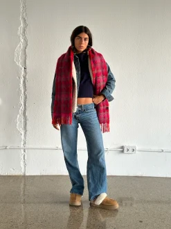 Susmie's Crucify your Mind Scarf< Scarves | Scarves