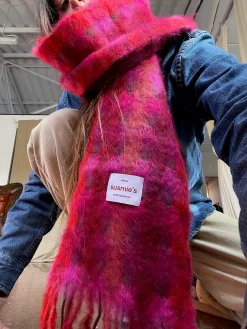 Susmie's Crucify your Mind Scarf< Scarves | Scarves