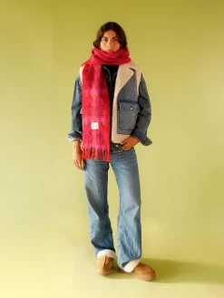 Susmie's Crucify your Mind Scarf< Scarves | Scarves