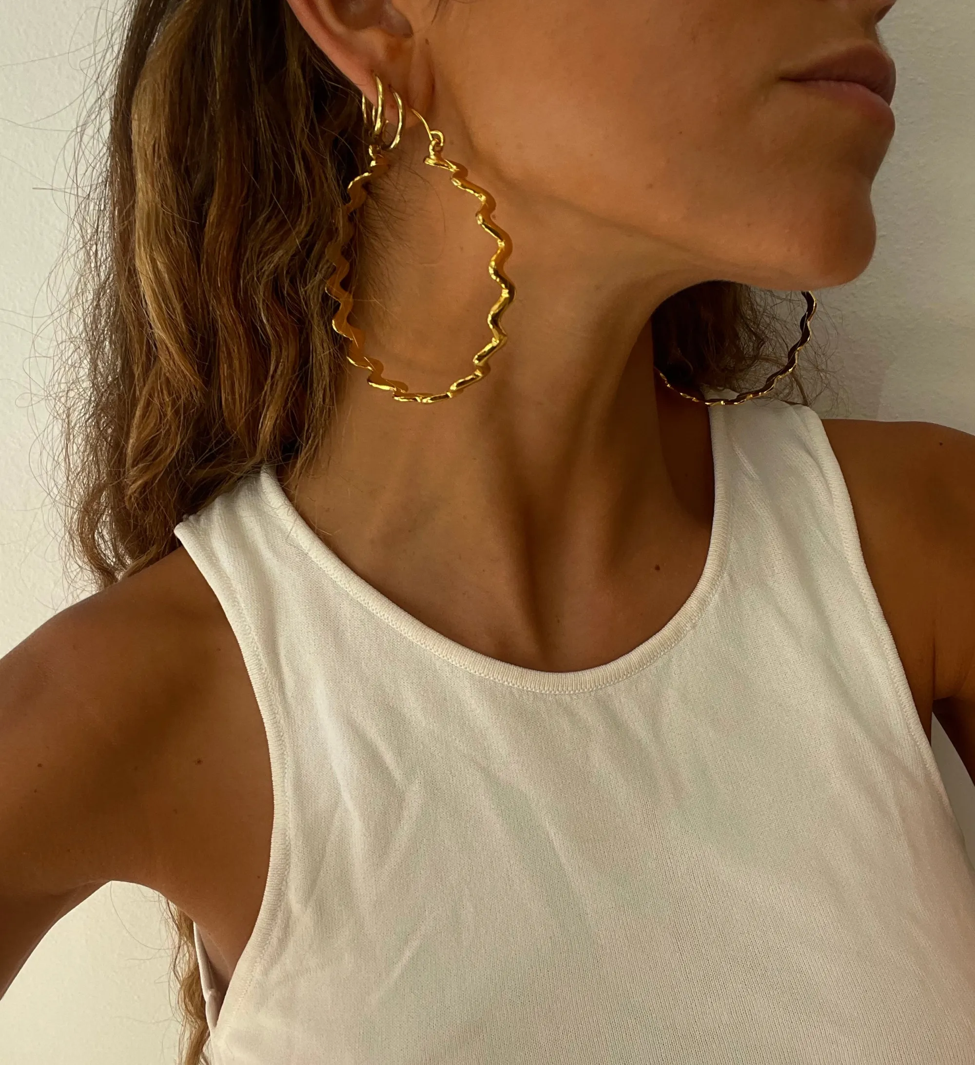 Susmie's Days In The Sun Hoops< Golden
