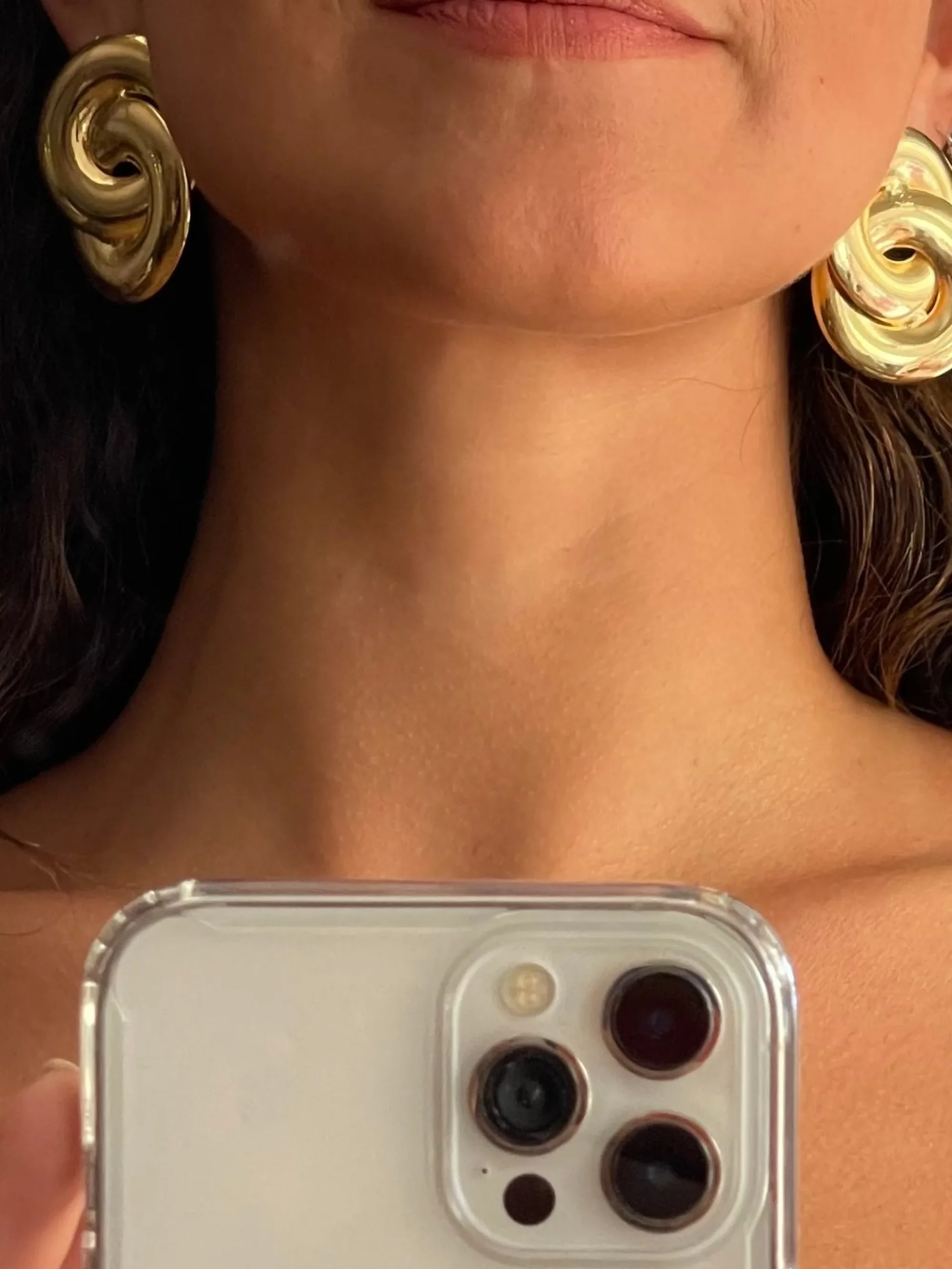 Susmie's Falling out of Love Earrings< Golden