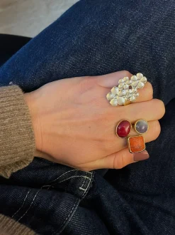 Susmie's Flower Garden - Ring< Golden