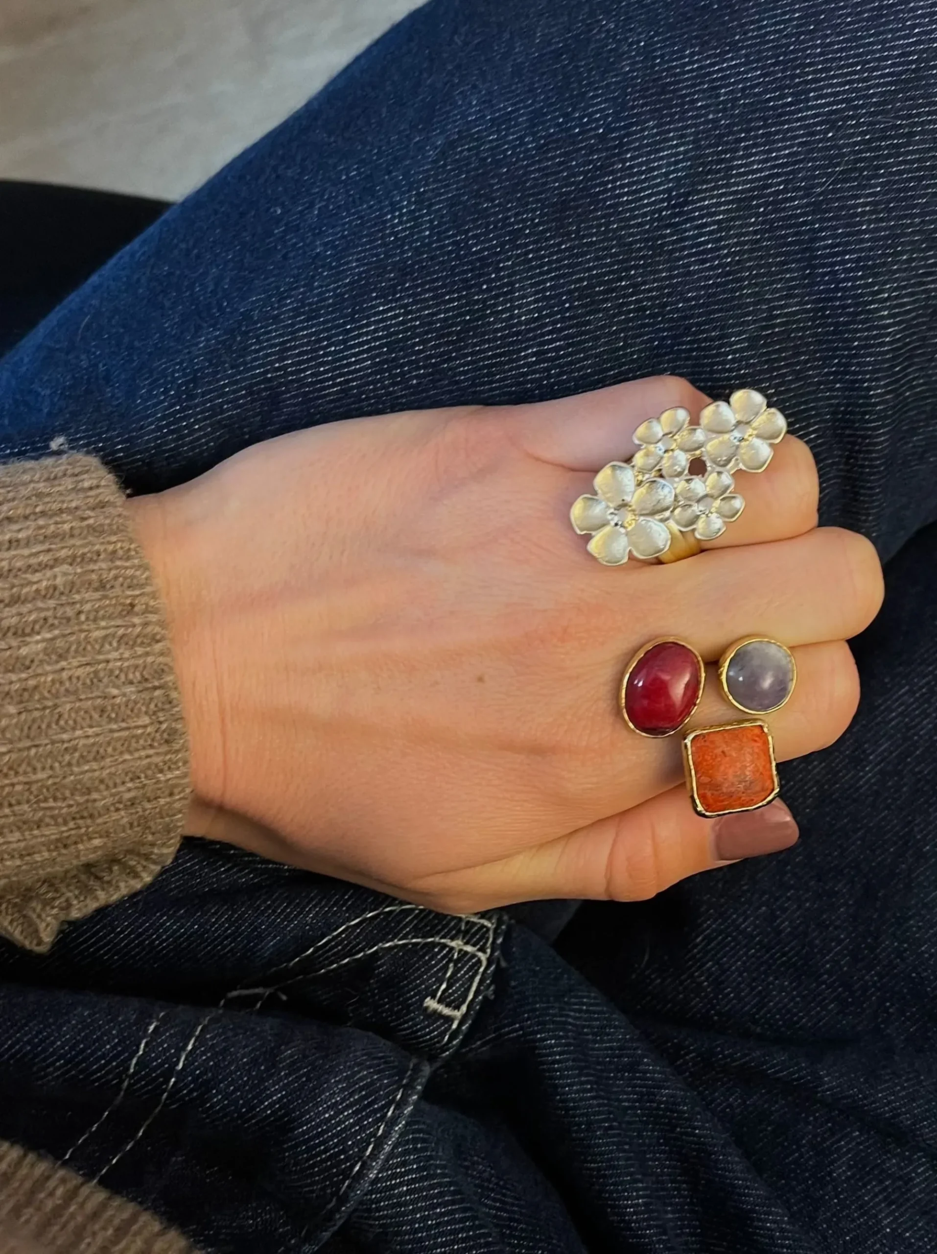 Susmie's Flower Garden - Ring< Golden