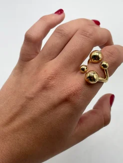 Susmie's Gotas de Rocío Ring< Golden