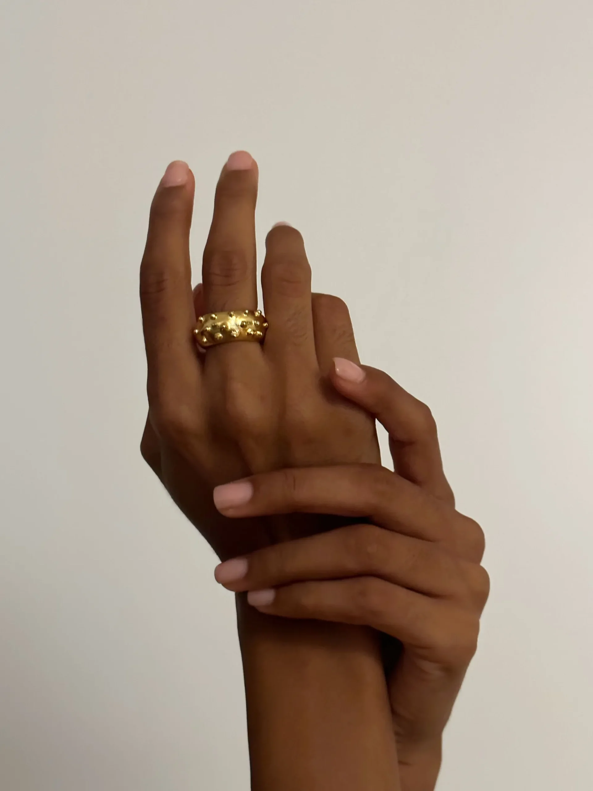 Susmie's Legacy Ring Gold< Golden