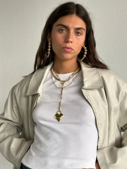 Susmie's Let Me Go Necklace< Golden