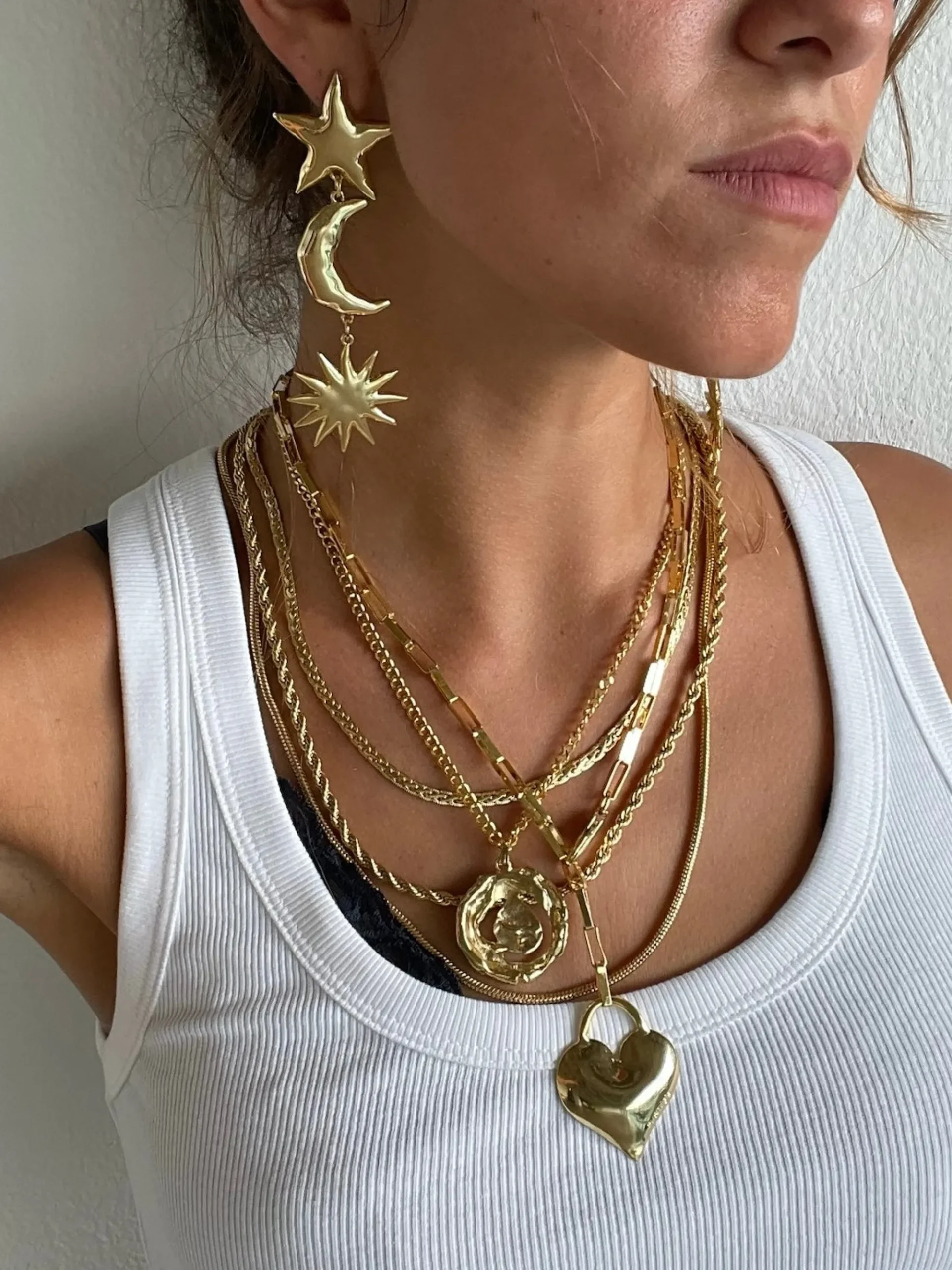 Susmie's Let Me Go Necklace< Golden