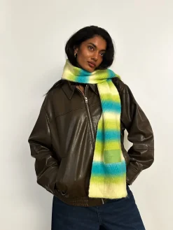 Susmie's Loyal to the end Scarf< Scarves | Scarves
