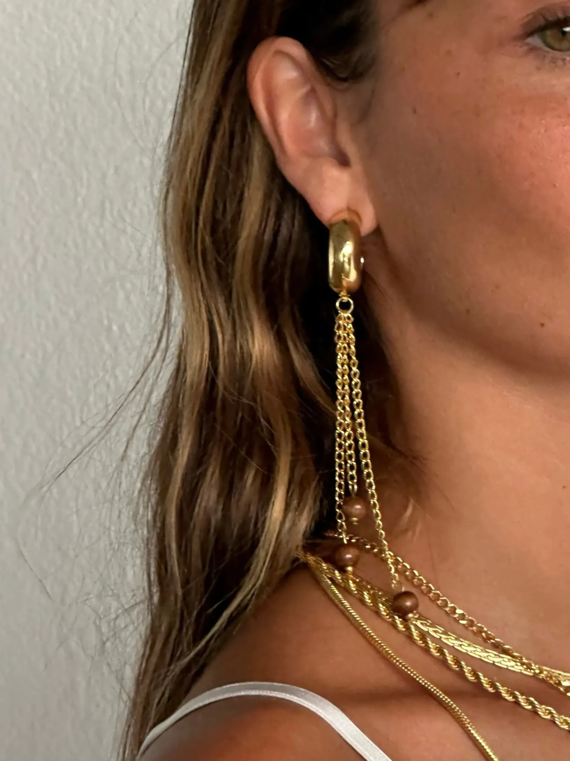 Susmie's Masters of War Earrings< Golden