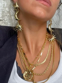 Susmie's One for Love Necklace Gold< Golden