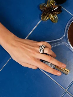 Susmie's Rockin Black Ring< Resin