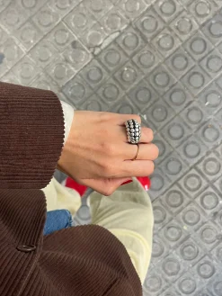 Susmie's Rockin Black Ring< Resin