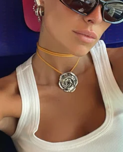 Susmie's Rose - Silver Medallion< Mixed Necklaces | Silver