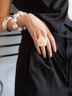 Susmie's Snowball Silver Bracelet< Bracelets
