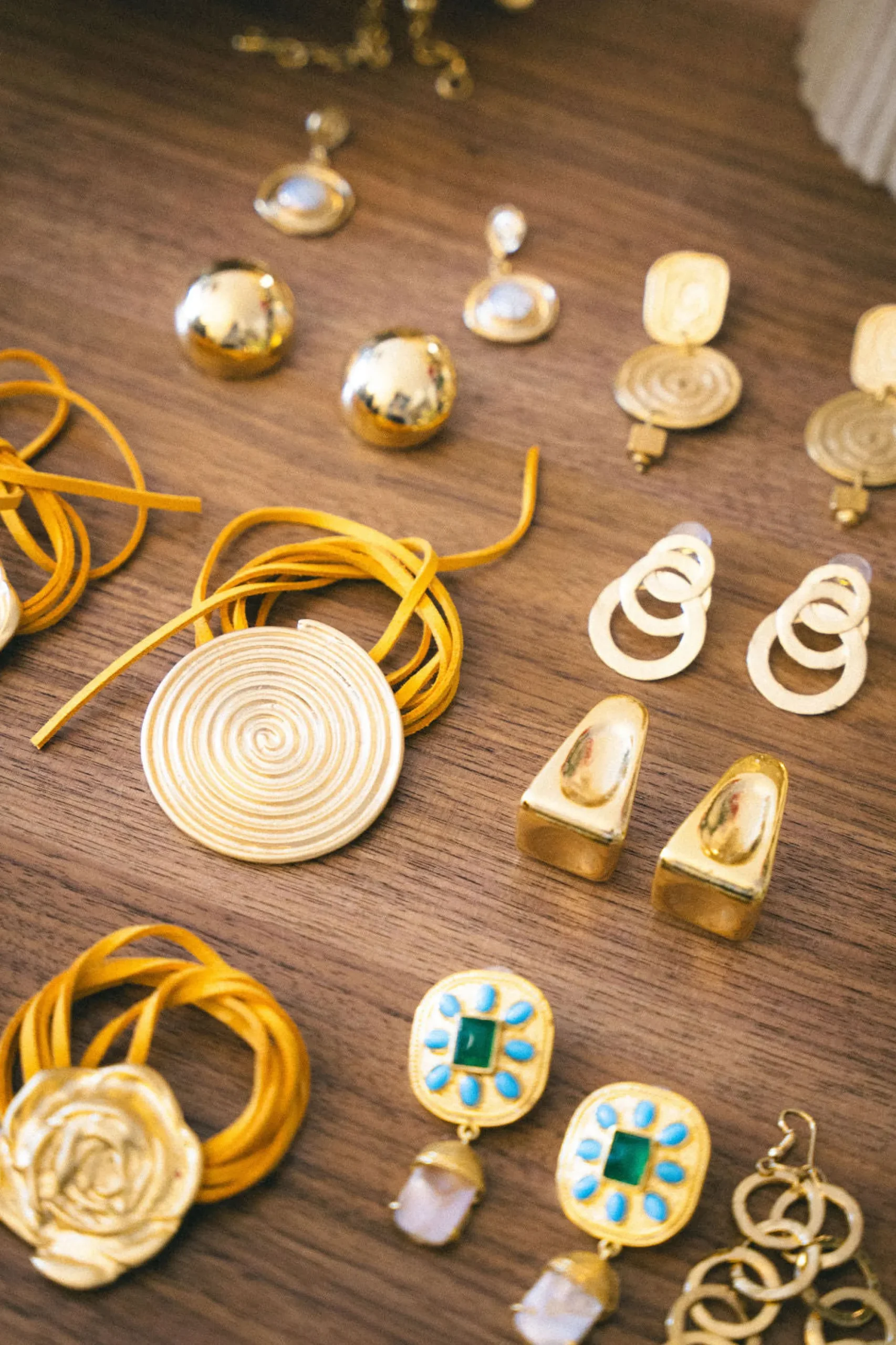 Susmie's Sun's Son Medallion< Mixed Necklaces | Golden