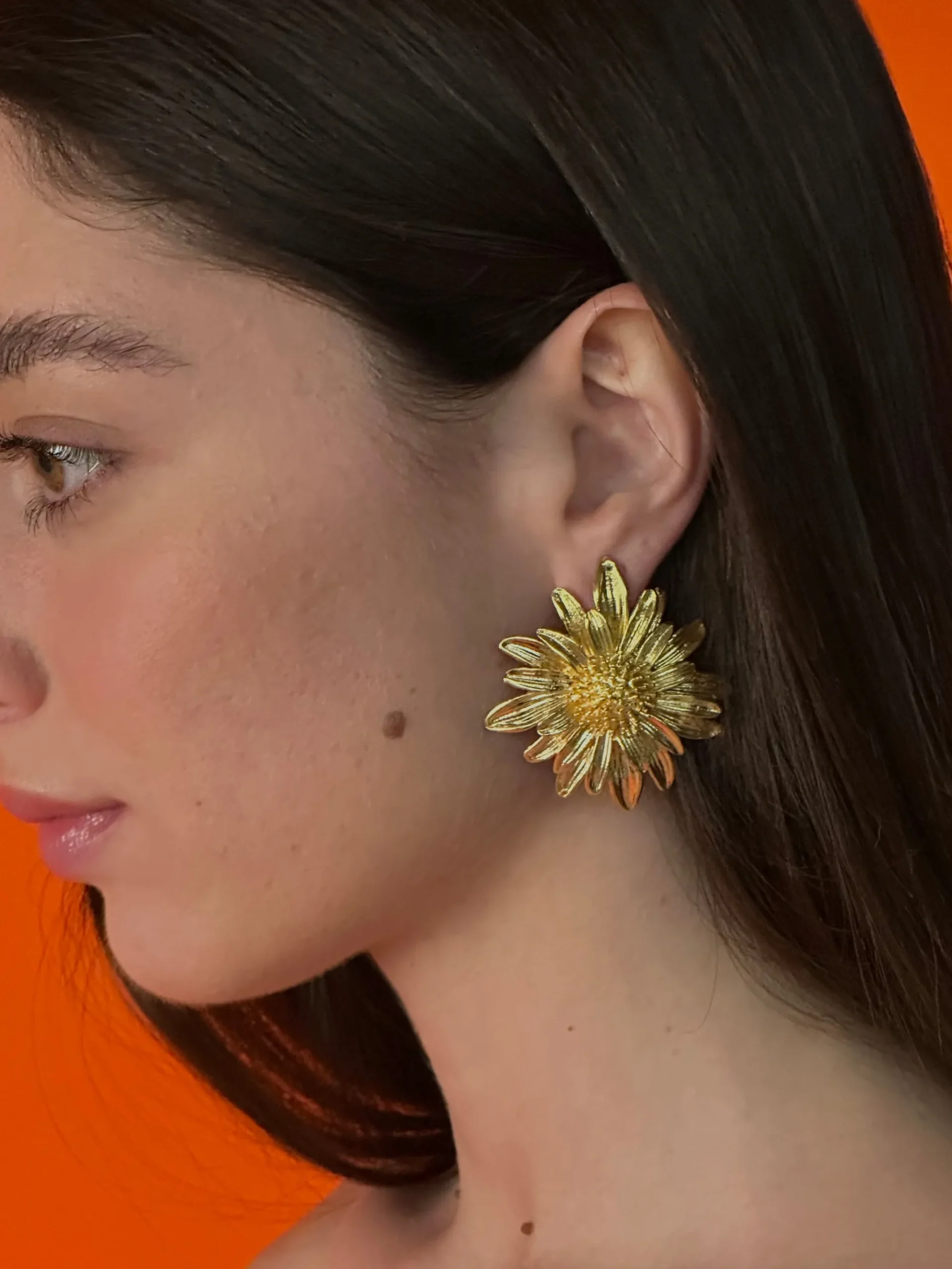 Susmie's Sunshine Earrings< Stone | Golden