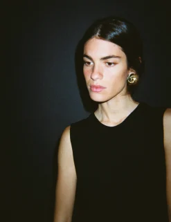 Susmie's The Man who Loves You Earrings< Golden